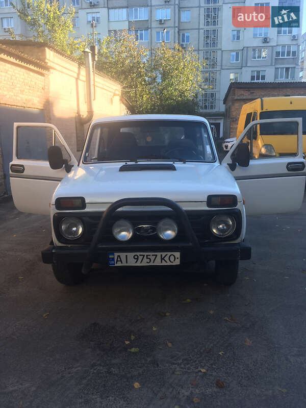 Внедорожник / Кроссовер ВАЗ / Lada 2121 Нива 1985 в Переяславе