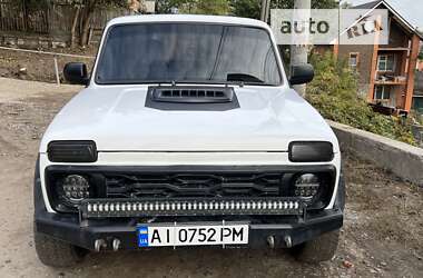 Внедорожник / Кроссовер ВАЗ / Lada 2121 Нива 1982 в Ромнах