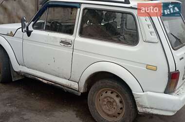 Позашляховик / Кросовер ВАЗ / Lada 2121 Нива 1988 в Золочеві