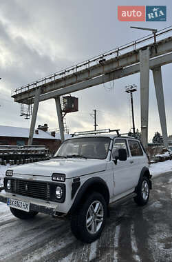 Позашляховик / Кросовер ВАЗ / Lada 2121 Нива 1992 в Хмельницькому