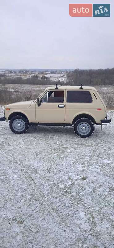 Позашляховик / Кросовер ВАЗ / Lada 2121 Нива 1986 в Чорнухах