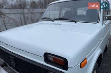 Внедорожник / Кроссовер ВАЗ / Lada 2121 Нива 1991 в Каменец-Подольском