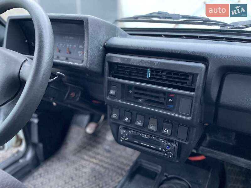Внедорожник / Кроссовер ВАЗ / Lada 2121 Нива 1991 в Каменец-Подольском