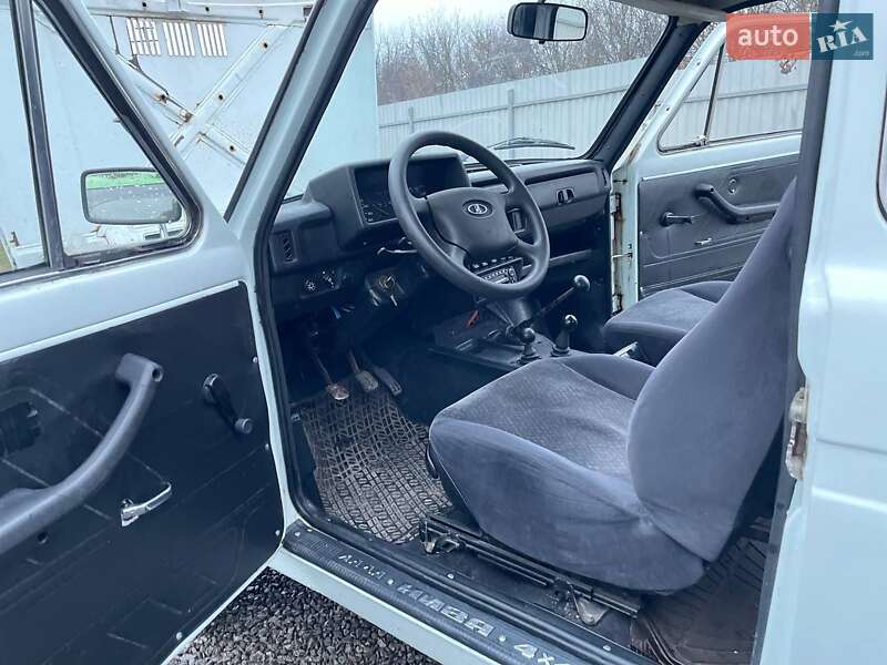Внедорожник / Кроссовер ВАЗ / Lada 2121 Нива 1991 в Каменец-Подольском