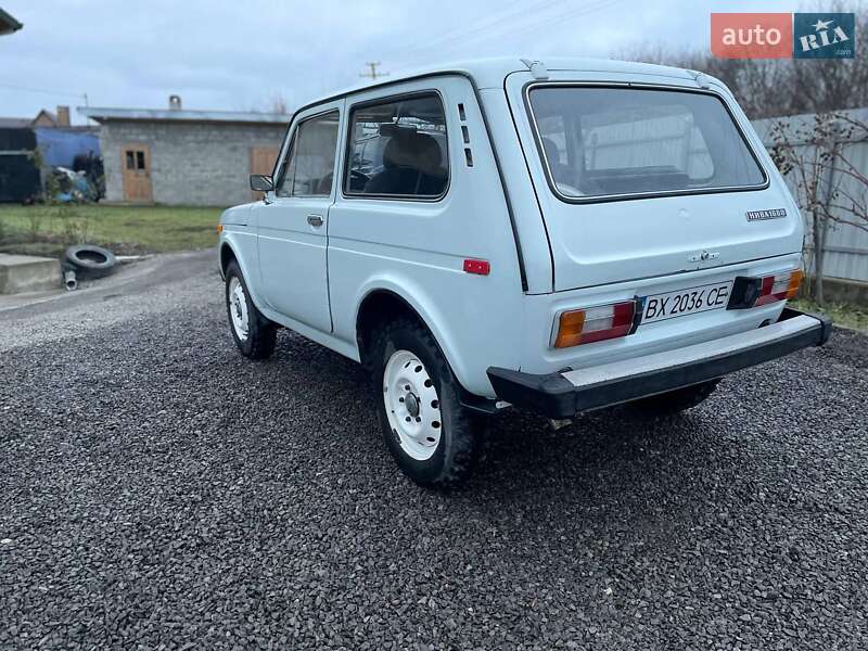 Внедорожник / Кроссовер ВАЗ / Lada 2121 Нива 1991 в Каменец-Подольском
