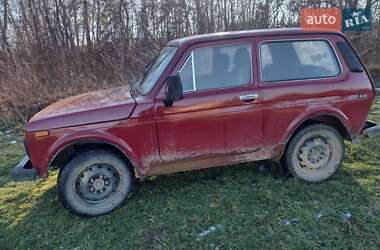 Позашляховик / Кросовер ВАЗ / Lada 2121 Нива 1990 в Стопчатові