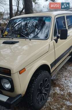 Внедорожник / Кроссовер ВАЗ / Lada 2121 Нива 1988 в Шостке