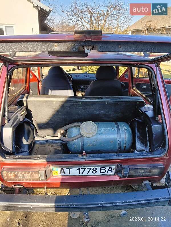 Внедорожник / Кроссовер ВАЗ / Lada 2121 Нива 1992 в Снятине