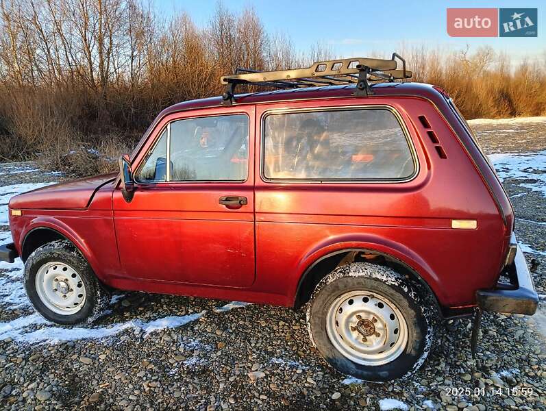 Внедорожник / Кроссовер ВАЗ / Lada 2121 Нива 1992 в Снятине