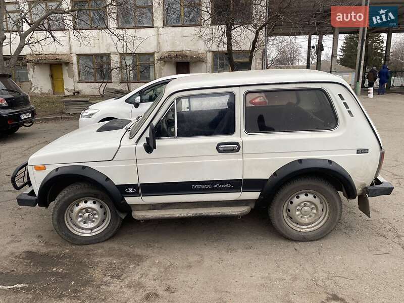 Внедорожник / Кроссовер ВАЗ / Lada 2121 Нива 1988 в Звенигородке