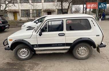 Внедорожник / Кроссовер ВАЗ / Lada 2121 Нива 1988 в Звенигородке