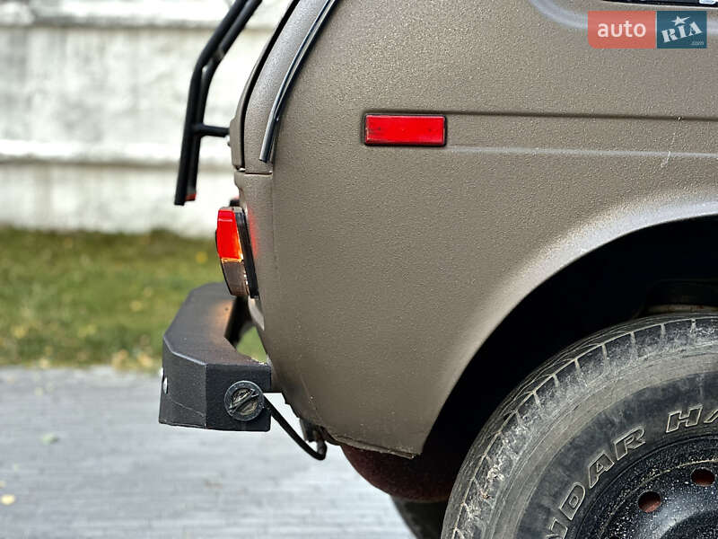 Позашляховик / Кросовер ВАЗ / Lada 2121 Нива 1986 в Тернополі