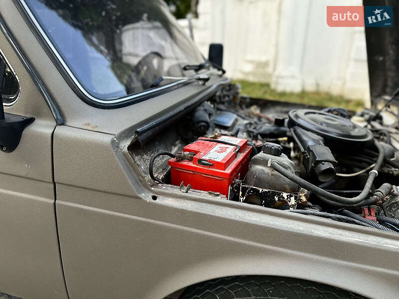 Позашляховик / Кросовер ВАЗ / Lada 2121 Нива 1986 в Тернополі