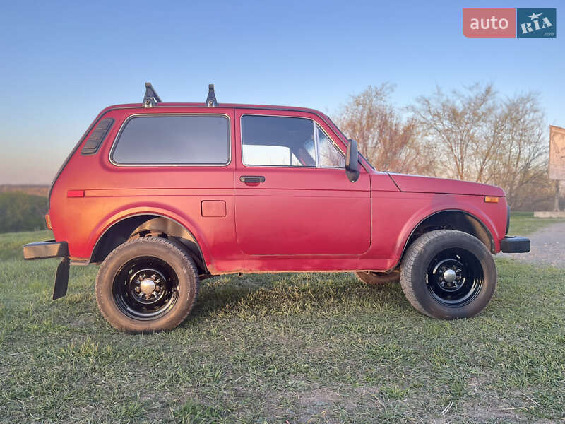 Внедорожник / Кроссовер ВАЗ / Lada 2121 Нива 1982 в Днепре фото 6 Внедорожник / Кроссовер ВАЗ / Lada 2121 Нива 1982 в Днепре