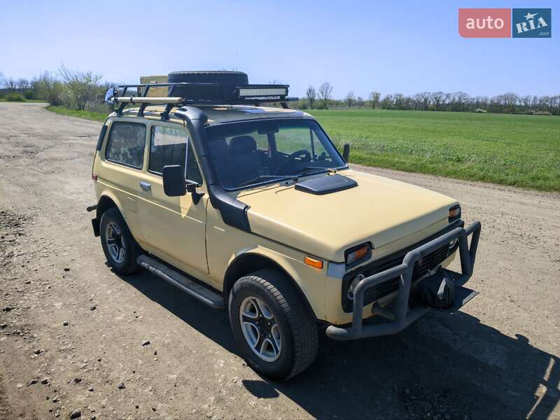 Позашляховик / Кросовер ВАЗ / Lada 2121 Нива 1982 в Запоріжжі