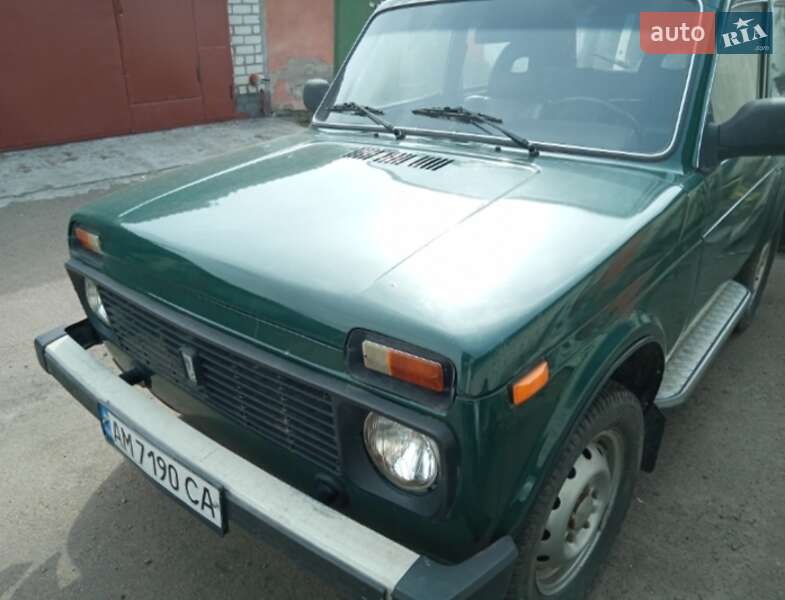 Позашляховик / Кросовер ВАЗ / Lada 2121 Нива 1990 в Житомирі