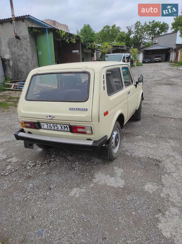 Внедорожник / Кроссовер ВАЗ / Lada 2121 Нива 1987 в Каменец-Подольском