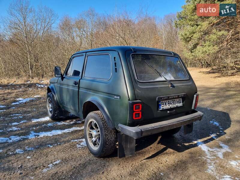 Позашляховик / Кросовер ВАЗ / Lada 2121 Нива 1991 в Хмельницькому