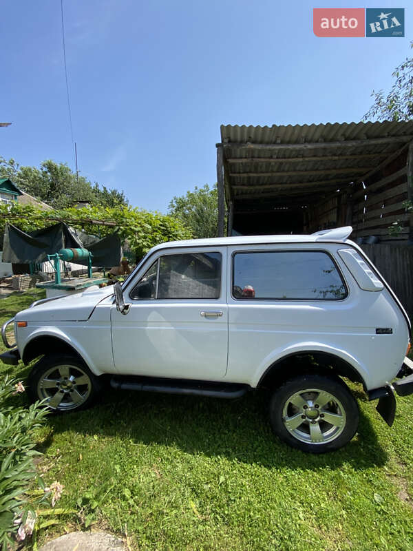 Внедорожник / Кроссовер ВАЗ / Lada 2121 Нива 1993 в Прилуках
