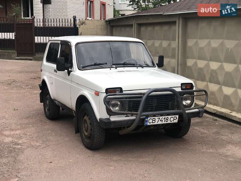 Позашляховик / Кросовер ВАЗ / Lada 2121 Нива 1992 в Чернігові