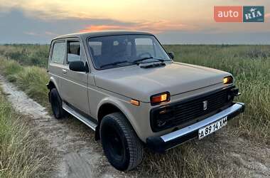 Внедорожник / Кроссовер ВАЗ 2121 Нива 1989 в Новой Ушице