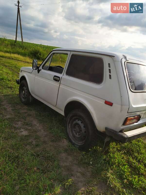 Внедорожник / Кроссовер ВАЗ / Lada 2121 Нива 1991 в Славуте фото 2 Внедорожник / Кроссовер ВАЗ / Lada 2121 Нива 1991 в Славуте