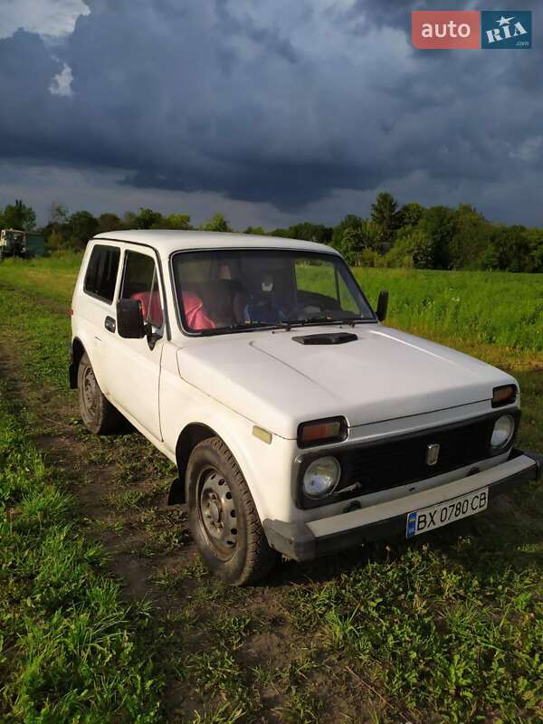 Внедорожник / Кроссовер ВАЗ / Lada 2121 Нива 1991 в Славуте фото 6 Внедорожник / Кроссовер ВАЗ / Lada 2121 Нива 1991 в Славуте