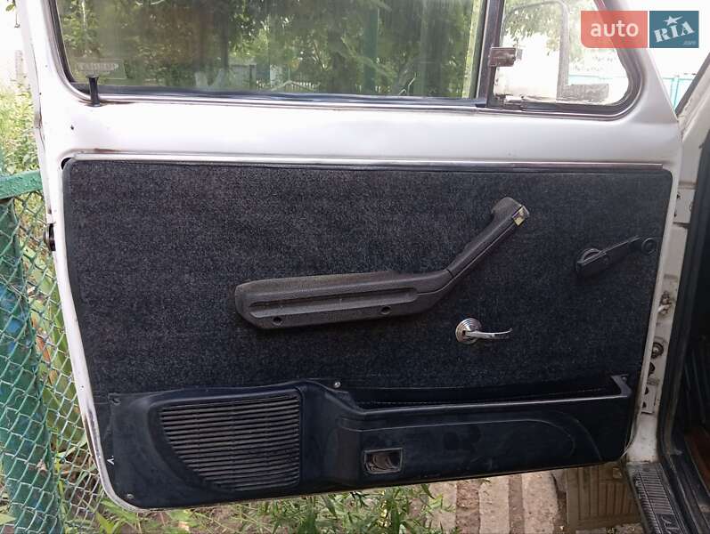 Внедорожник / Кроссовер ВАЗ / Lada 2121 Нива 1982 в Килии фото 19 Внедорожник / Кроссовер ВАЗ / Lada 2121 Нива 1982 в Килии