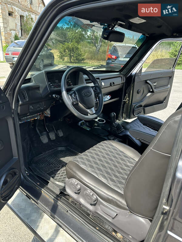 Позашляховик / Кросовер ВАЗ / Lada 2121 Нива 1989 в Києві