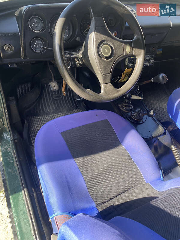 Внедорожник / Кроссовер ВАЗ / Lada 2121 Нива 1987 в Городке