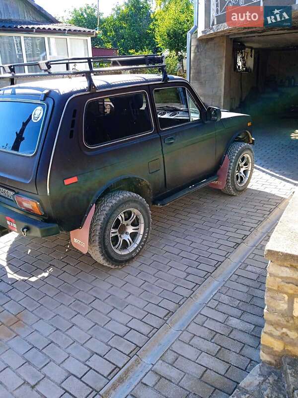 Позашляховик / Кросовер ВАЗ / Lada 2121 Нива 1988 в Кам'янець-Подільському