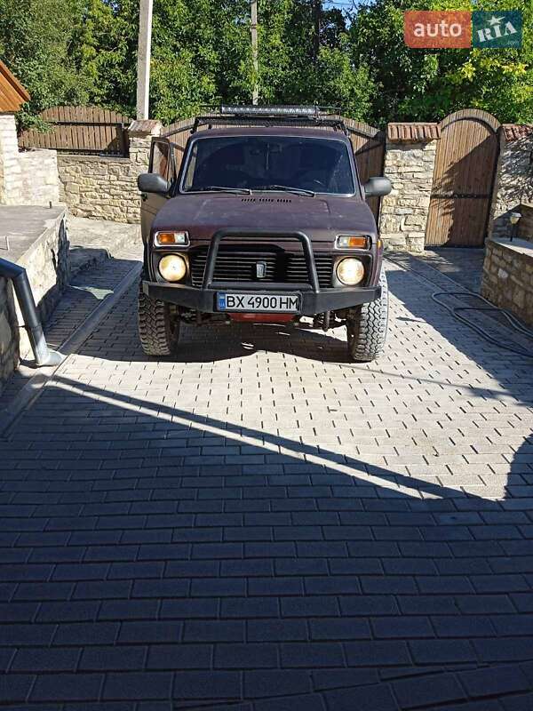 Позашляховик / Кросовер ВАЗ / Lada 2121 Нива 1988 в Кам'янець-Подільському