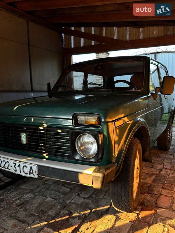 Внедорожник / Кроссовер ВАЗ / Lada 2121 Нива 1982 в Тростянце