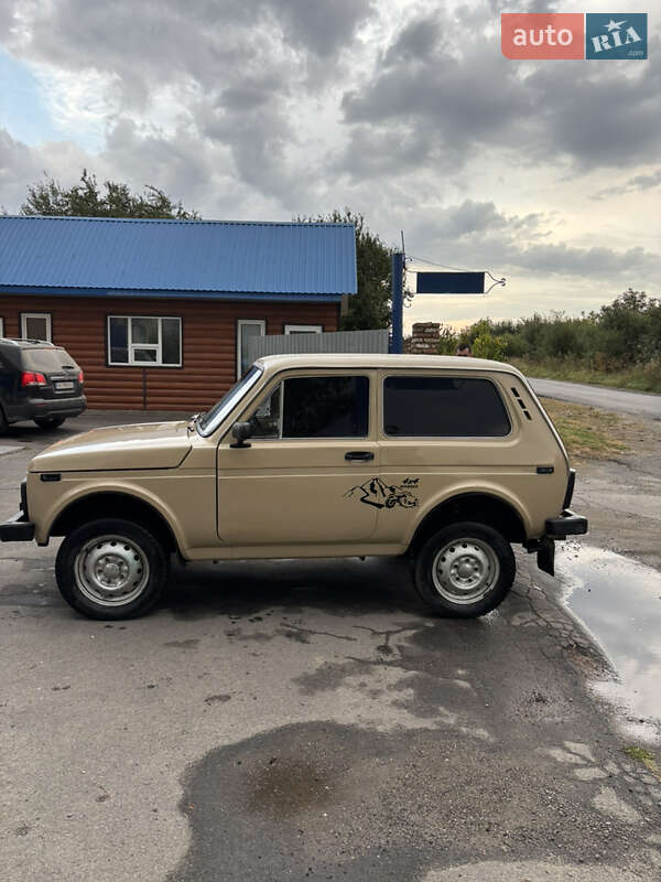 Внедорожник / Кроссовер ВАЗ / Lada 2121 Нива 1987 в Красилове