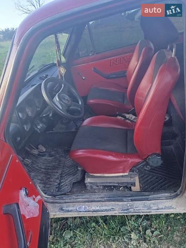 ВАЗ / Lada 2121 Нива 1981 ВАЗ / Lada 2121 Нива 1981