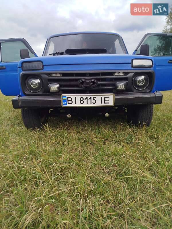 Позашляховик / Кросовер ВАЗ / Lada 2121 Нива 1986 в Лубнах