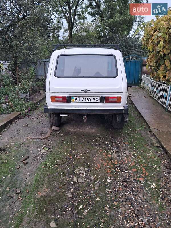 Внедорожник / Кроссовер ВАЗ / Lada 2121 Нива 1983 в Бурштыне