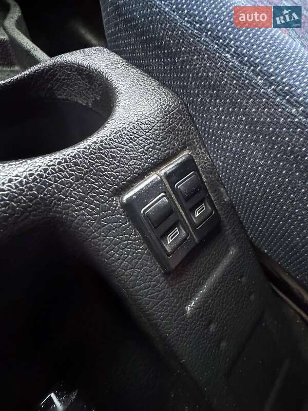 Позашляховик / Кросовер ВАЗ / Lada 2121 Нива 1989 в Попільні