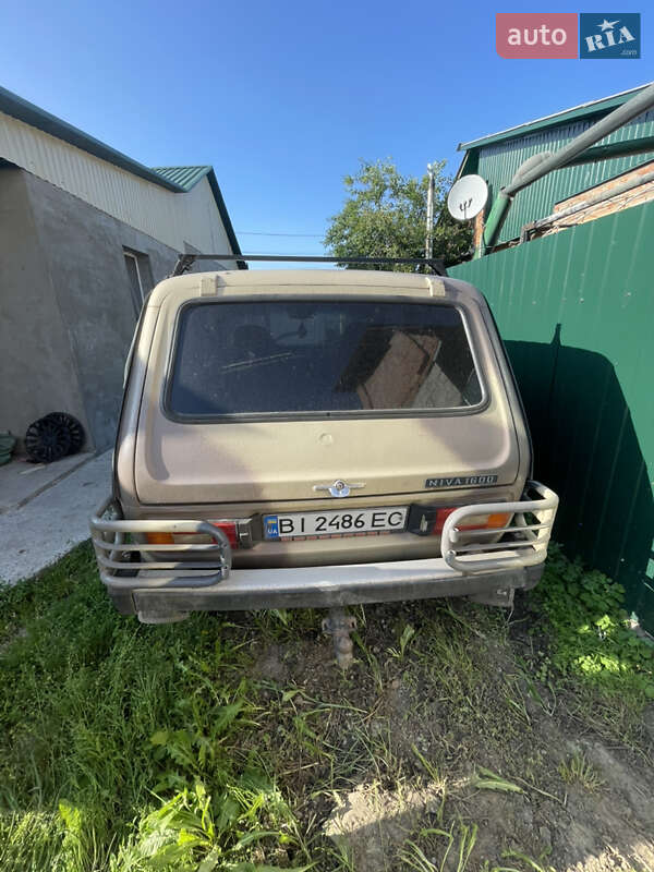 Позашляховик / Кросовер ВАЗ / Lada 2121 Нива 1990 в Полтаві