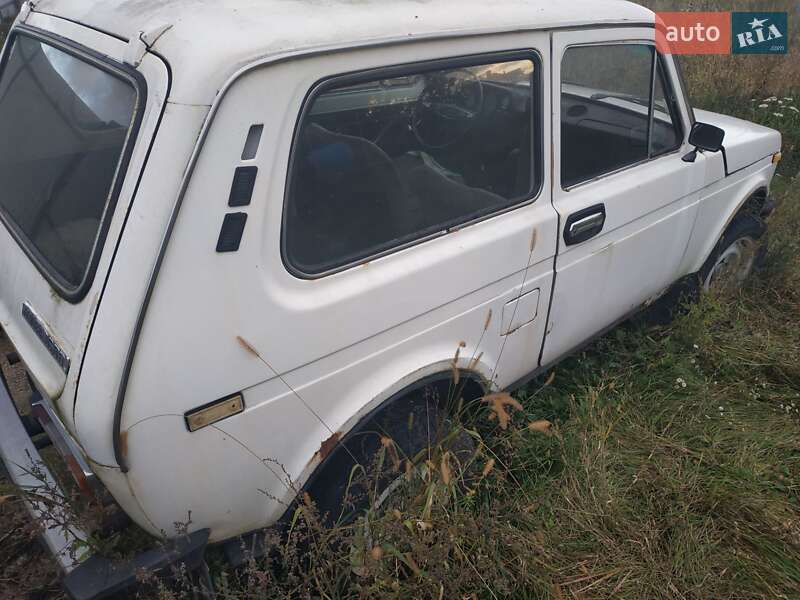 Внедорожник / Кроссовер ВАЗ / Lada 2121 Нива 1987 в Киеве
