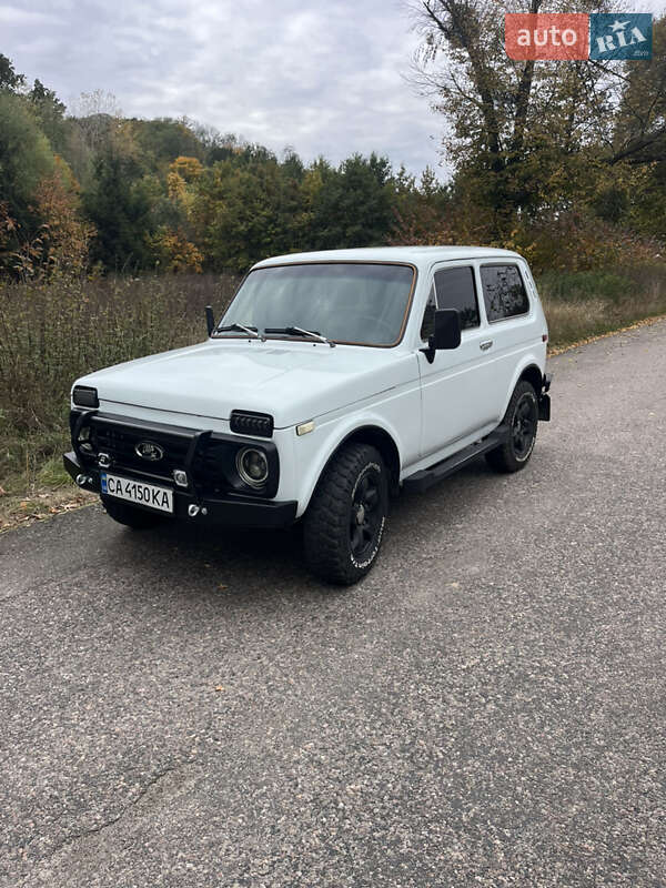 Позашляховик / Кросовер ВАЗ / Lada 2121 Нива 1989 в Черкасах