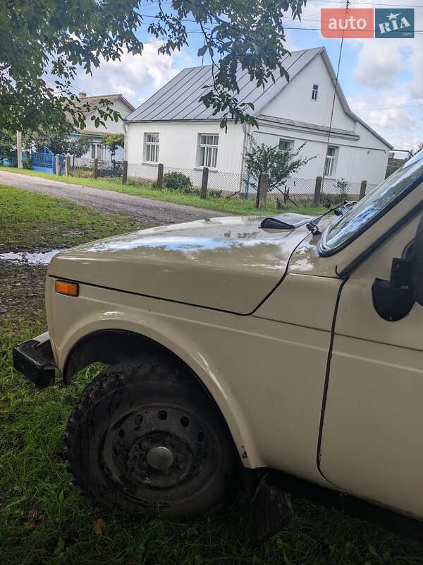 Позашляховик / Кросовер ВАЗ / Lada 2121 Нива 1985 в Дубні фото 5 Позашляховик / Кросовер ВАЗ / Lada 2121 Нива 1985 в Дубні