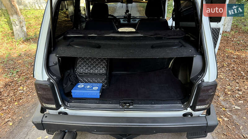 Внедорожник / Кроссовер ВАЗ / Lada 2121 Нива 1984 в Броварах фото 9 Внедорожник / Кроссовер ВАЗ / Lada 2121 Нива 1984 в Броварах