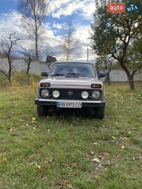 Позашляховик / Кросовер ВАЗ / Lada 2121 Нива 1986 в Жмеринці