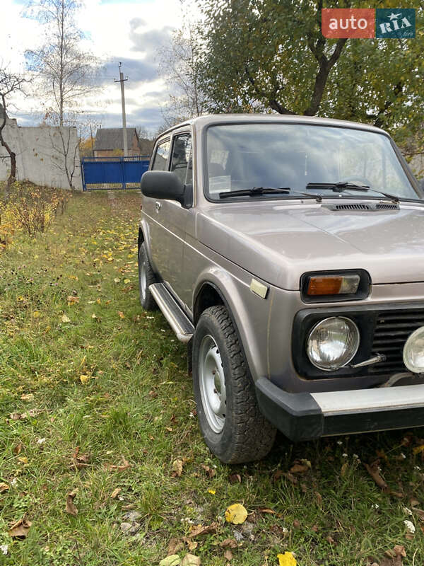 Позашляховик / Кросовер ВАЗ / Lada 2121 Нива 1986 в Жмеринці