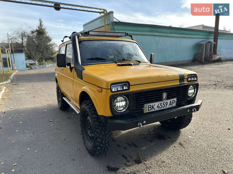 Внедорожник / Кроссовер ВАЗ / Lada 2121 Нива 1984 в Ровно фото 3 Внедорожник / Кроссовер ВАЗ / Lada 2121 Нива 1984 в Ровно