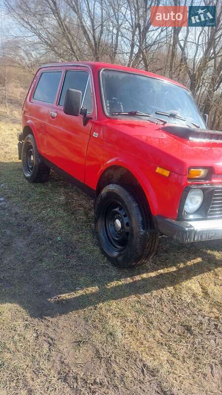 Внедорожник / Кроссовер ВАЗ / Lada 2121 Нива 1980 в Хмельницком фото Внедорожник / Кроссовер ВАЗ / Lada 2121 Нива 1980 в Хмельницком