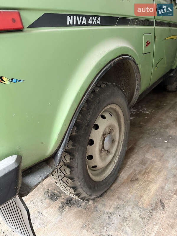 Позашляховик / Кросовер ВАЗ / Lada 2121 Нива 1981 в Чернівцях