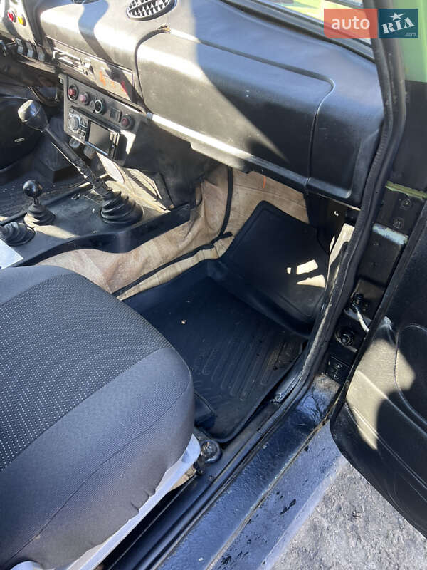 Внедорожник / Кроссовер ВАЗ / Lada 2121 Нива 1992 в Врадиевке фото 7 Внедорожник / Кроссовер ВАЗ / Lada 2121 Нива 1992 в Врадиевке