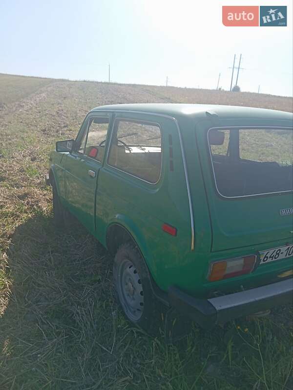 Позашляховик / Кросовер ВАЗ / Lada 2121 Нива 1981 в Нововолинську